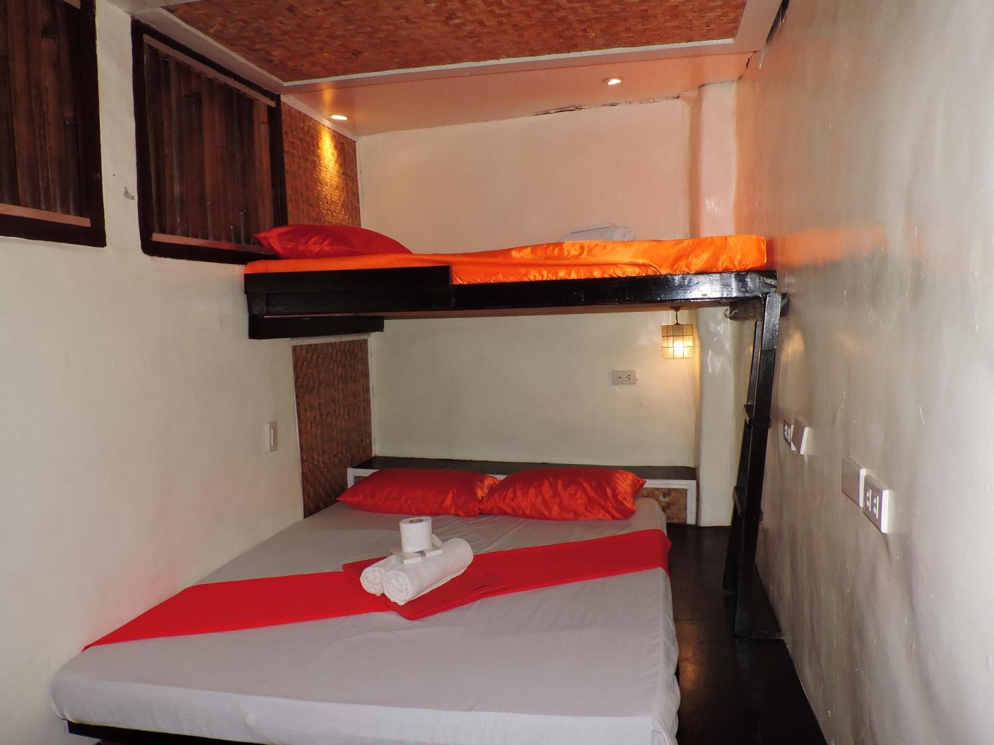 Orange Mangrove Pension House Puerto Princesa Kamer foto